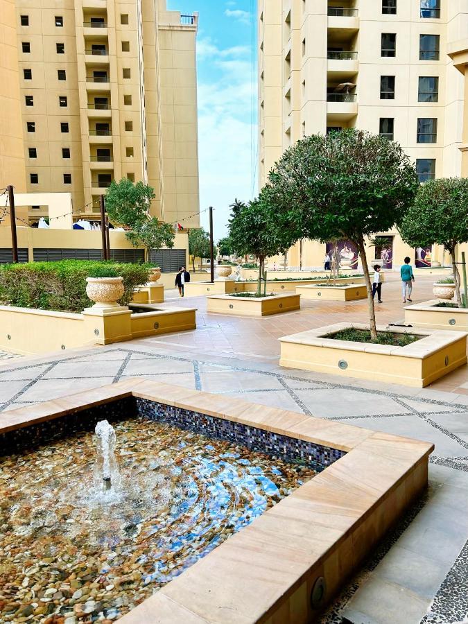 Jewellery Homes In Amwaj 4 With Direct Beach Access Dubai Exteriör bild
